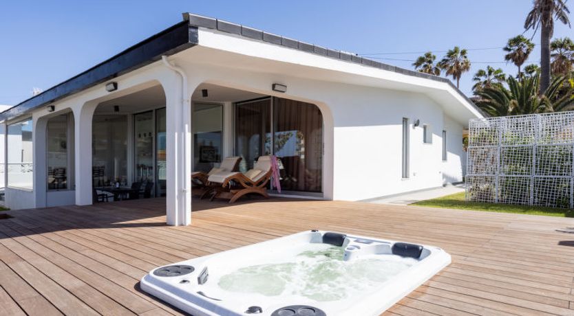 Photo of Las Aguilas