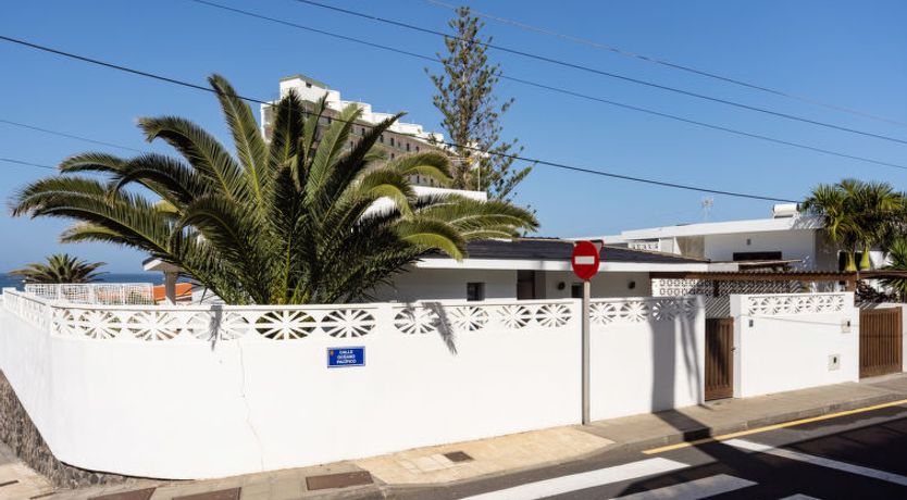 Photo of Las Aguilas