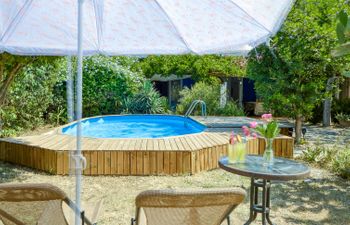 Ave de Paso Holiday Home