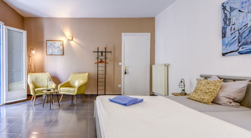 Photo of Ave de Paso