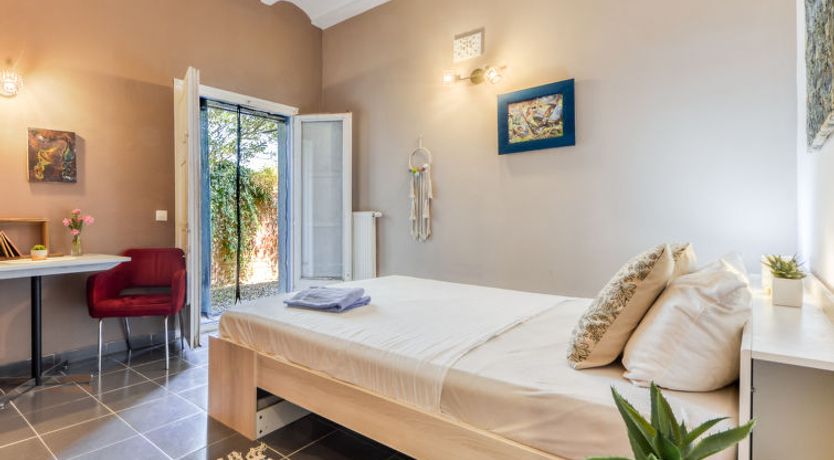 Photo of Ave de Paso