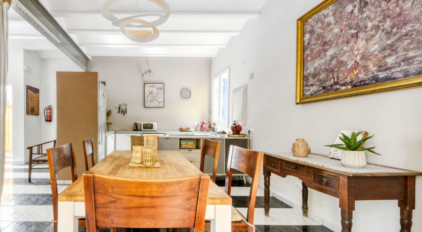 Photo of Ave de Paso