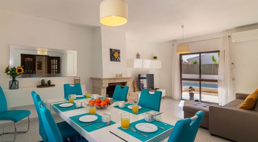 Photo of Galé 600m from the beach