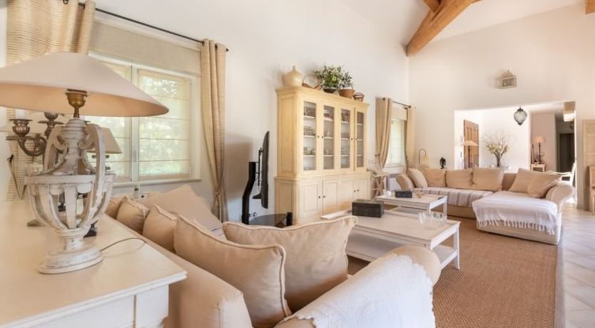 Photo of Les Mûres mûres