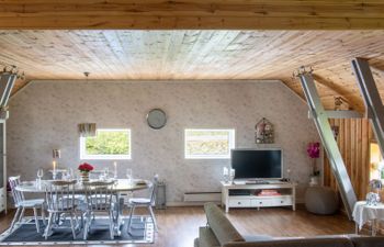 Rødehuset Holiday Home