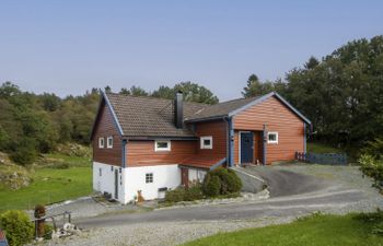 Rødehuset Holiday Home
