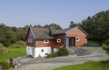 Rødehuset Holiday Home