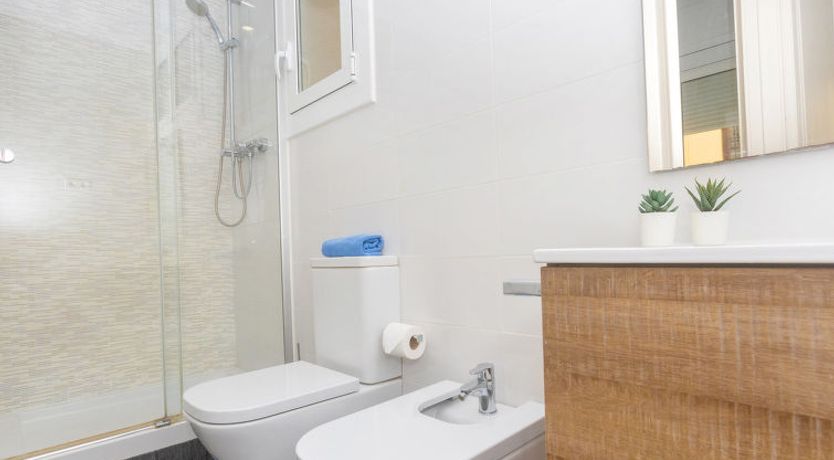 Photo of Eix.Dret:Roger de LLuria/Valencia