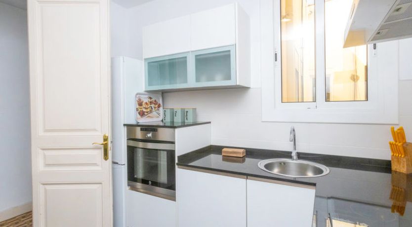 Photo of Eix.Dret:Roger de LLuria/Valencia