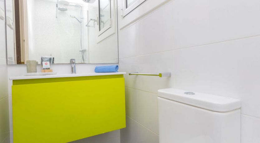 Photo of Eix.Dret:Roger de LLuria/Valencia