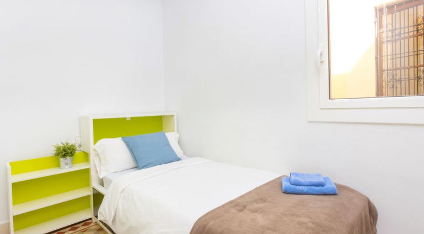 Photo of Eix.Dret:Roger de LLuria/Valencia