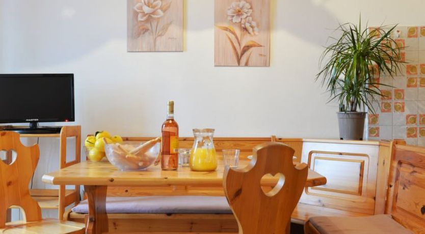 Photo of Apt 39 Apartment 5