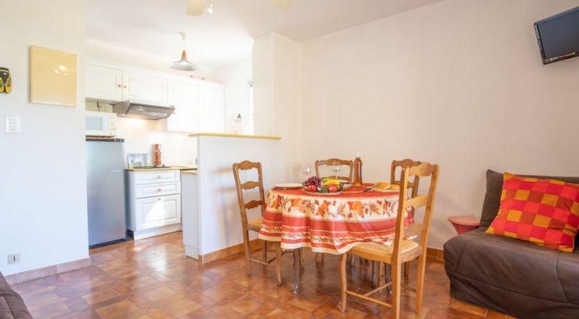 Photo of Le Weekend Apartment 2