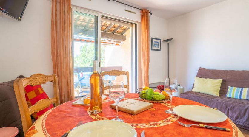 Photo of Le Weekend Apartment 2