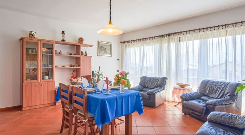 Photo of Carmen (DMA168)