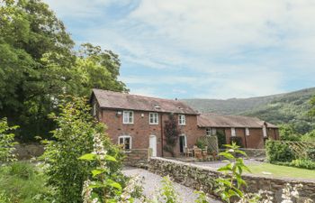 Bryn Howell Stables Holiday Cottage