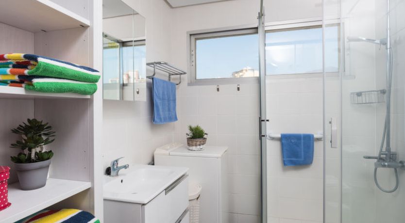 Photo of Carmen Vistamar