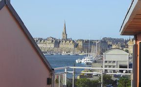 Photo of Les Allées du Port