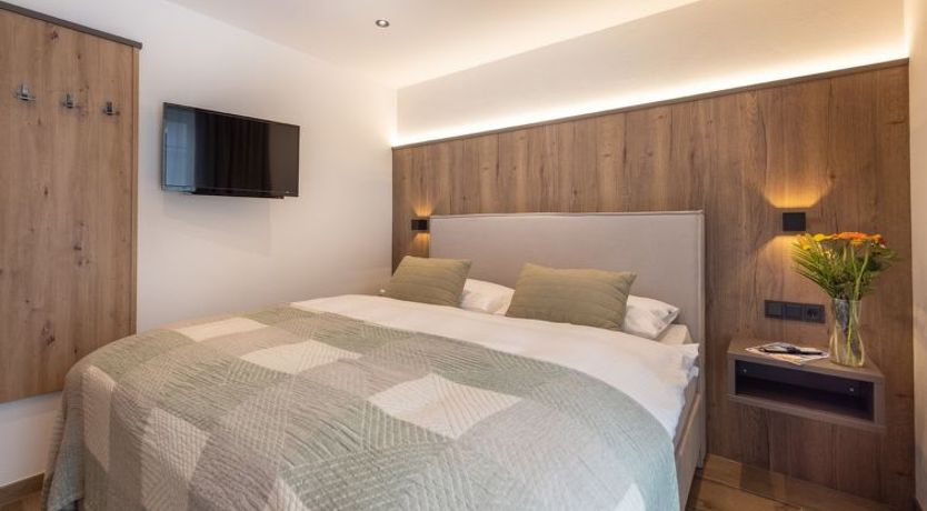 Photo of Top 4 Apartment 4