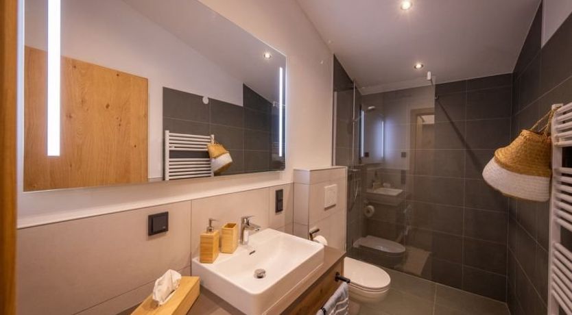 Photo of Top 5 Apartment 5