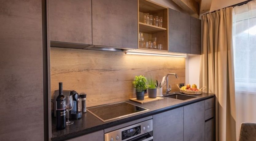 Photo of Top 5 Apartment 5