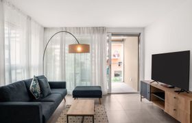 LocTowers A2.8.1 Apartment 2 Holiday Home
