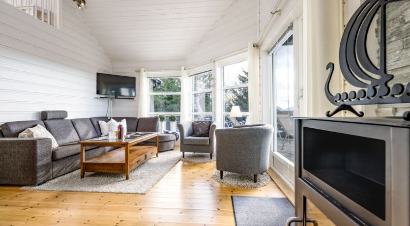 Photo of Sjøbuvågen