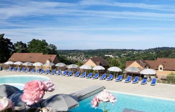 Les Coteaux de Sarlat Holiday Home