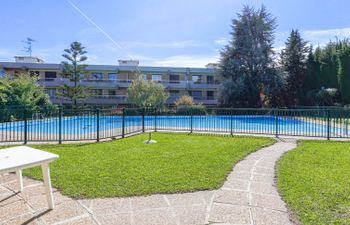 Ciel de Fabron Apartment