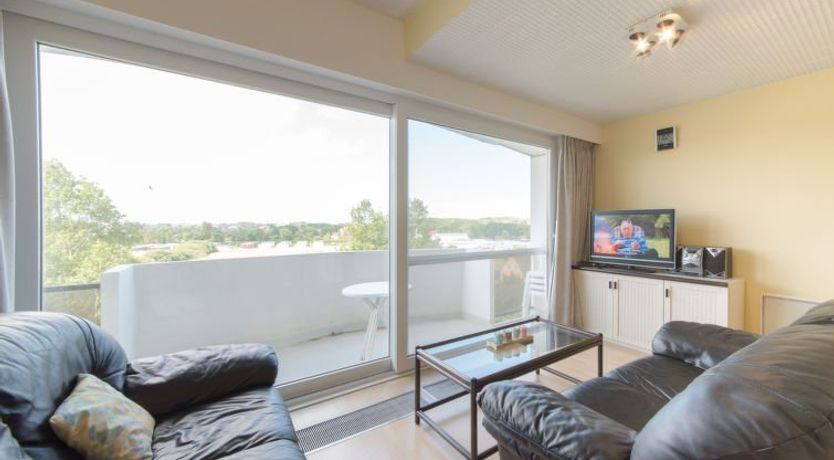 Photo of Maya - Parking and distant view Apartment 4