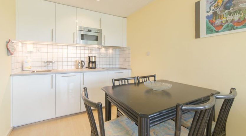 Photo of Maya - Parking and distant view Apartment 4