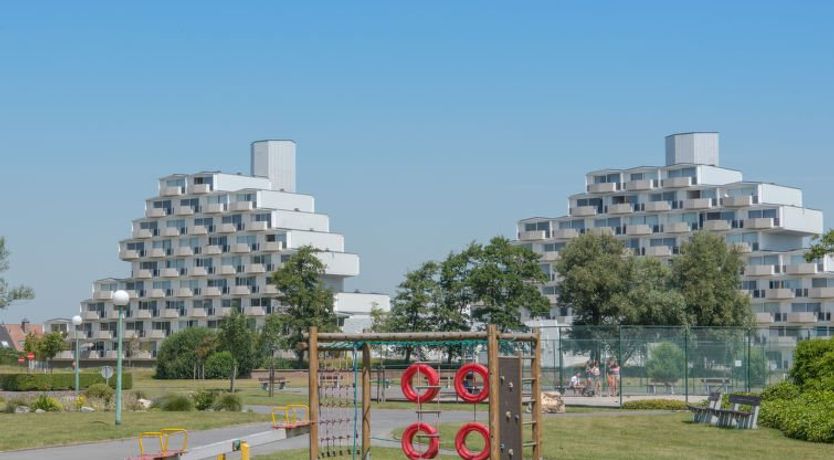 Photo of Maya - Parking and distant view Apartment 4