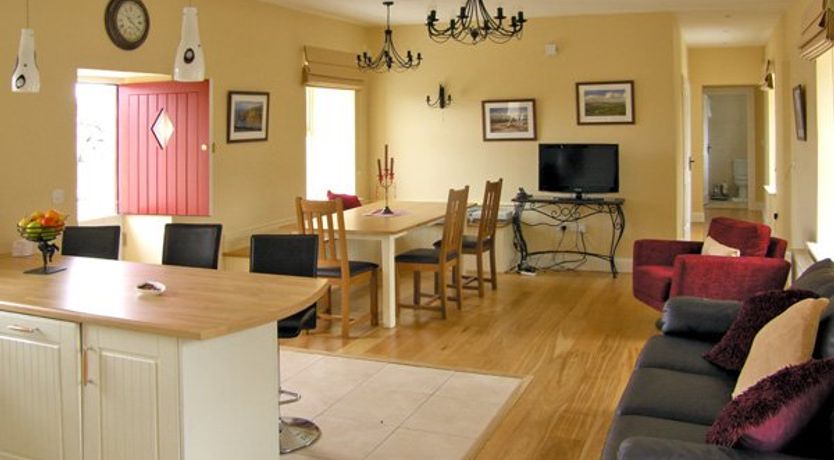 Photo of Dolmen Cottage