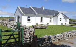 Photo of Dolmen Cottage