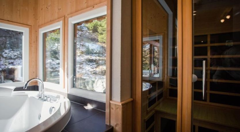 Photo of #1 mit IR-Sauna&Sprudelbad innen Apartment 15