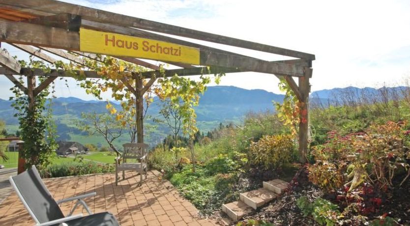 Photo of The Schatzie