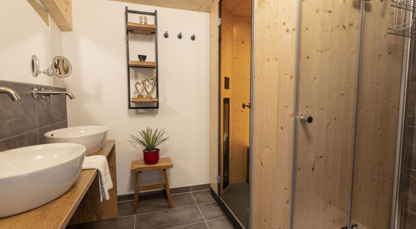 Photo of mit 2 Schlafzimmern & IR-Sauna