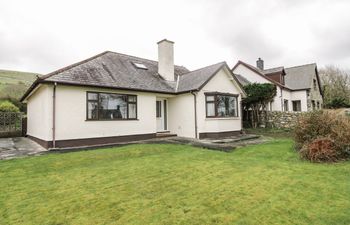 Brynteg Holiday Cottage