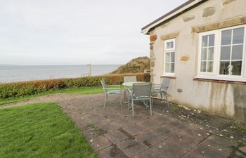 Hen Felin Isaf Holiday Cottage