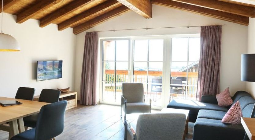 Photo of Superior # 221 für bis 4 Personen Apartment 15