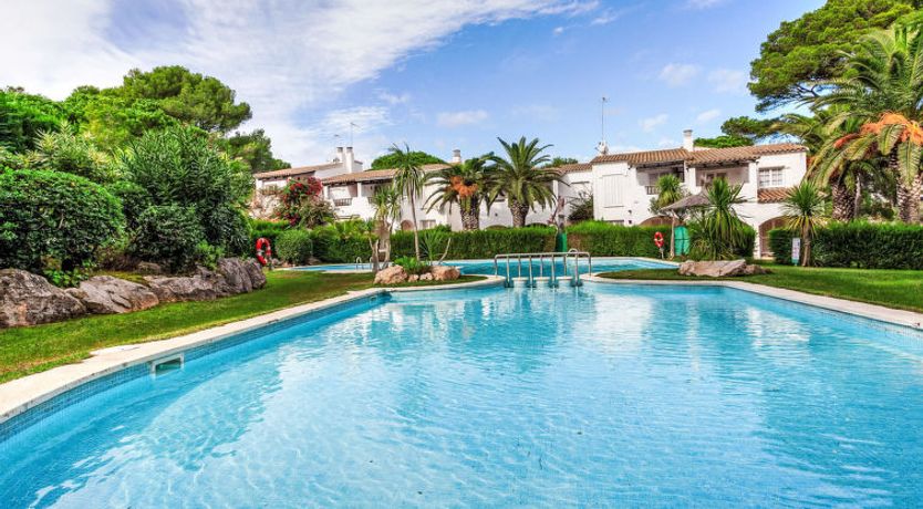 Photo of Villa Blanca Feliu Villa 2