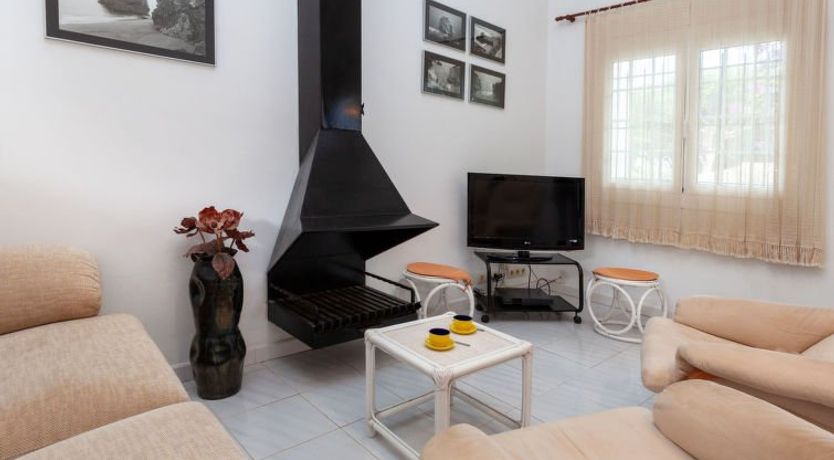 Photo of Villa Blanca Feliu Villa 2