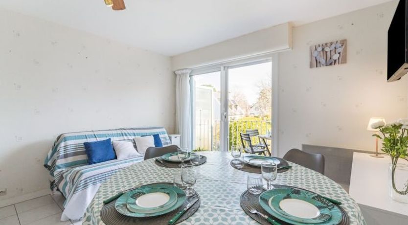 Photo of Les Ecureuils