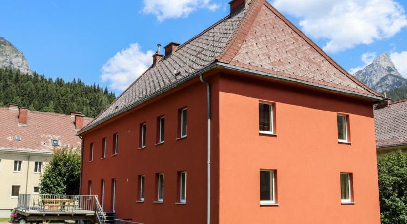 Photo of für bis zu 27 Personen mit Sauna Holiday Home 21