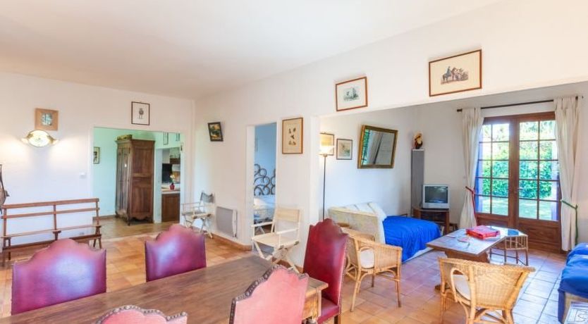 Photo of Les Figuiers