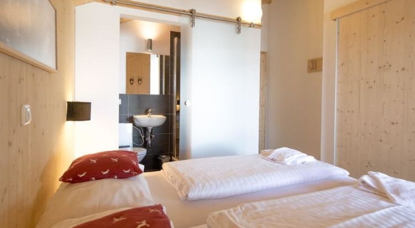 Photo of #2 mit IR-Sauna & Sprudelwanne innen Apartment 27