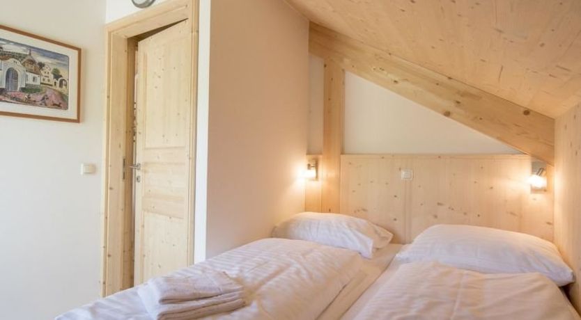 Photo of mit 4 Schlafzimmern & IR-Sauna Holiday Home 8