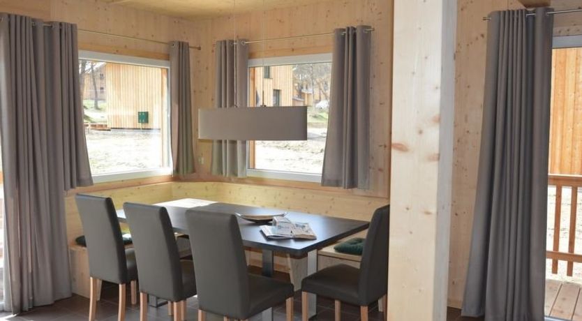 Photo of mit 4 Schlafzimmern & IR-Sauna Holiday Home 8