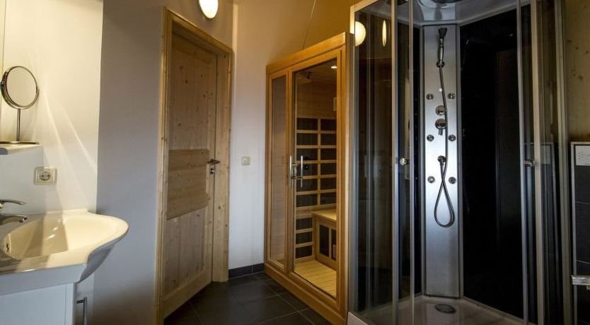 Photo of Chalet mit 2 Schlafzimmern & IR-Sauna Holiday Home 10
