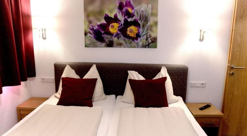 Photo of Superior # 312 für bis zu 8 Personen Apartment 10